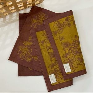 Williams Sonoma Grape Leaf Cotton And Linen Place Mats 4